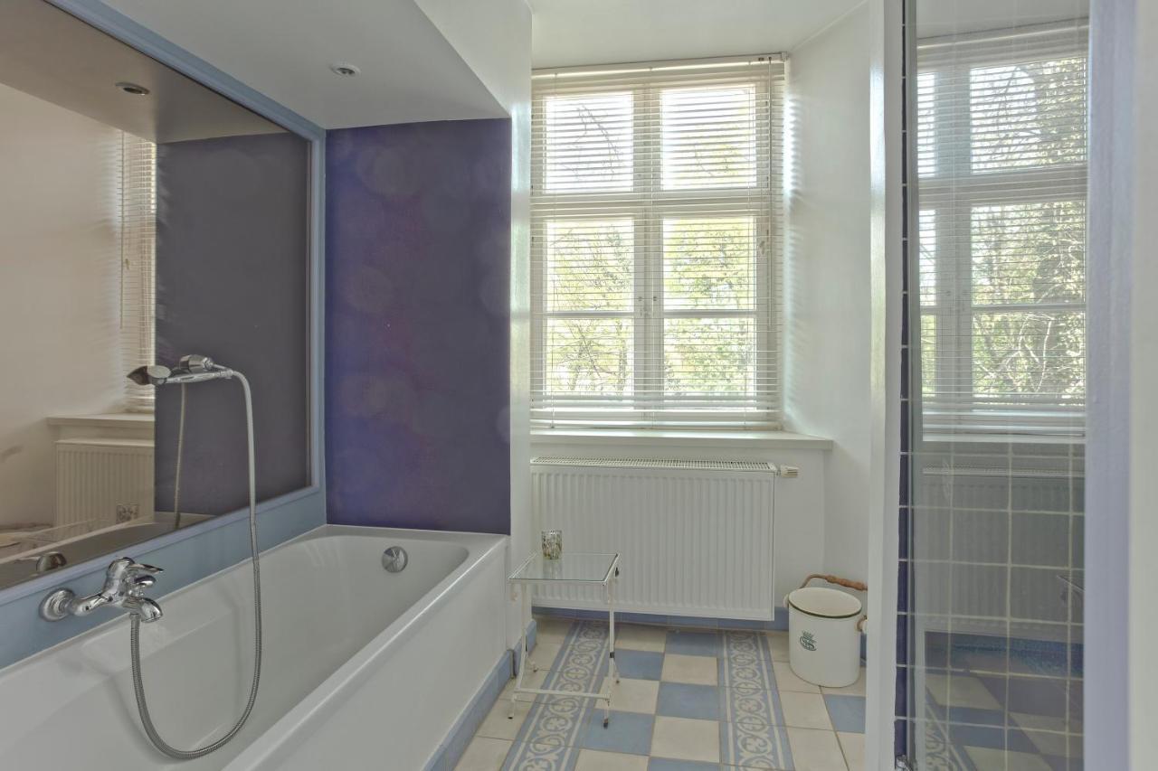 Wohnen Im Wasserschloss Sandizell Schrobenhausen Bagian luar foto