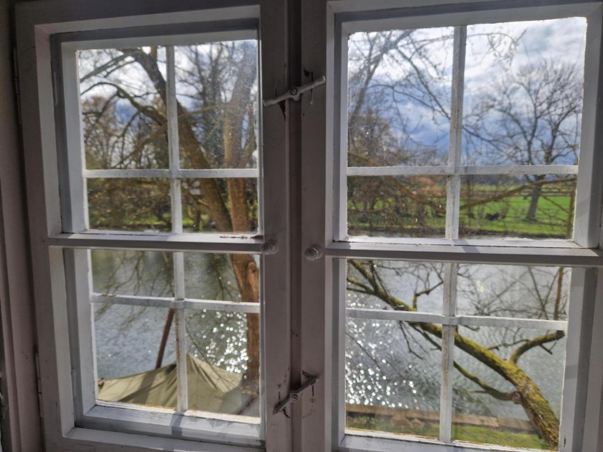 Wohnen Im Wasserschloss Sandizell Schrobenhausen Bagian luar foto