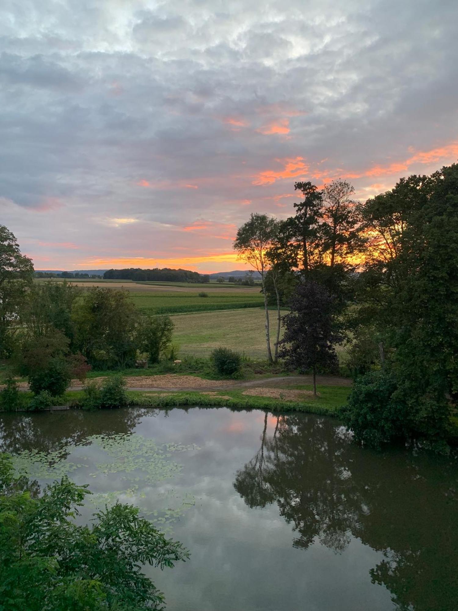 Wohnen Im Wasserschloss Sandizell Schrobenhausen Bagian luar foto
